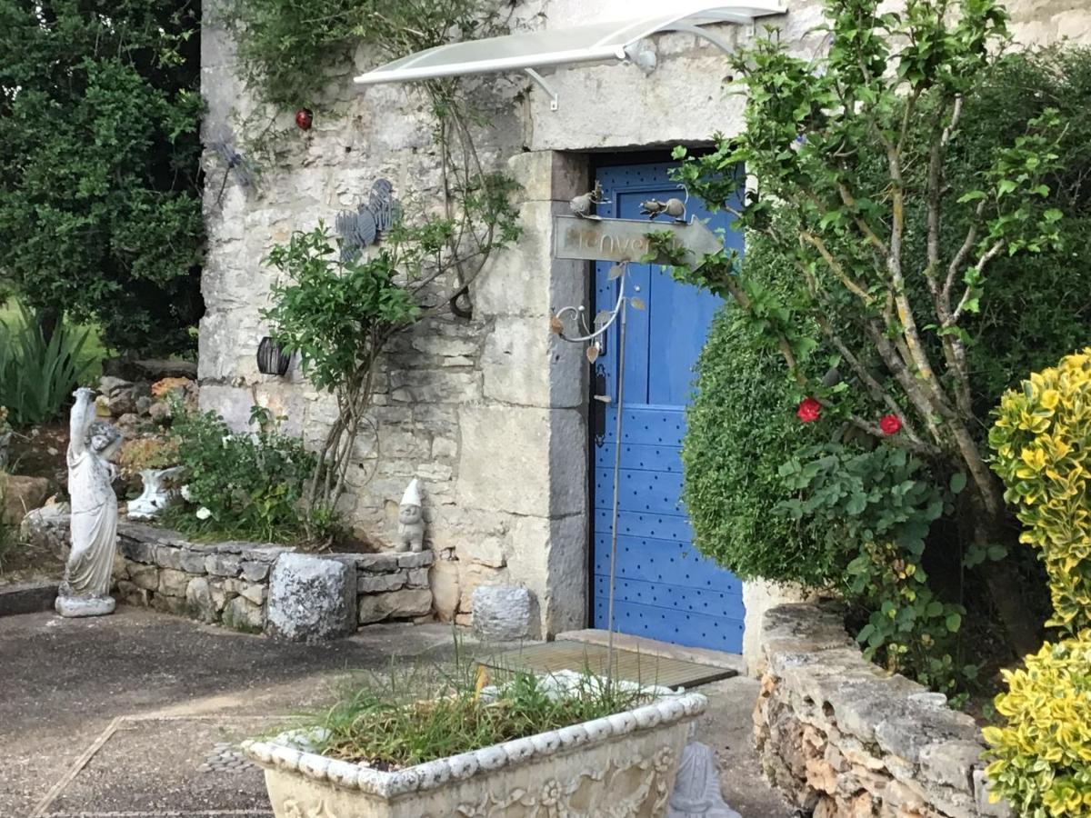 La Tour Des Quatre Chemins Apartment Gramat Luaran gambar